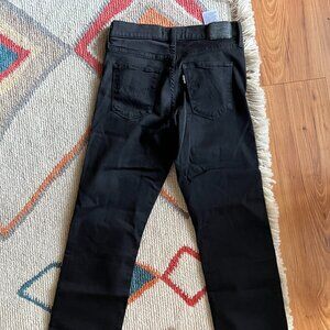 Womens Levis 314 Shaping Straight 27 x 28 black